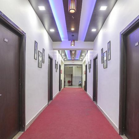 Collection O Shyam Vatika Banquet And Rooms สุรัต ภายนอก รูปภาพ