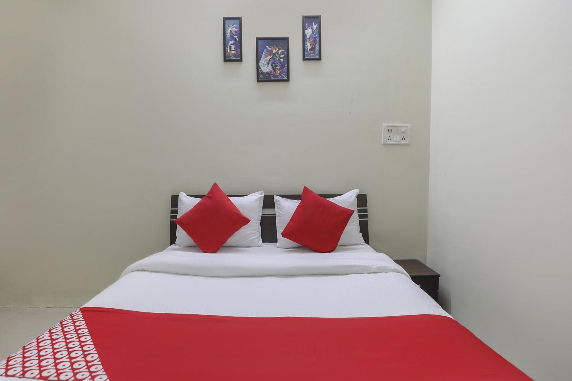 Collection O Shyam Vatika Banquet And Rooms สุรัต ภายนอก รูปภาพ