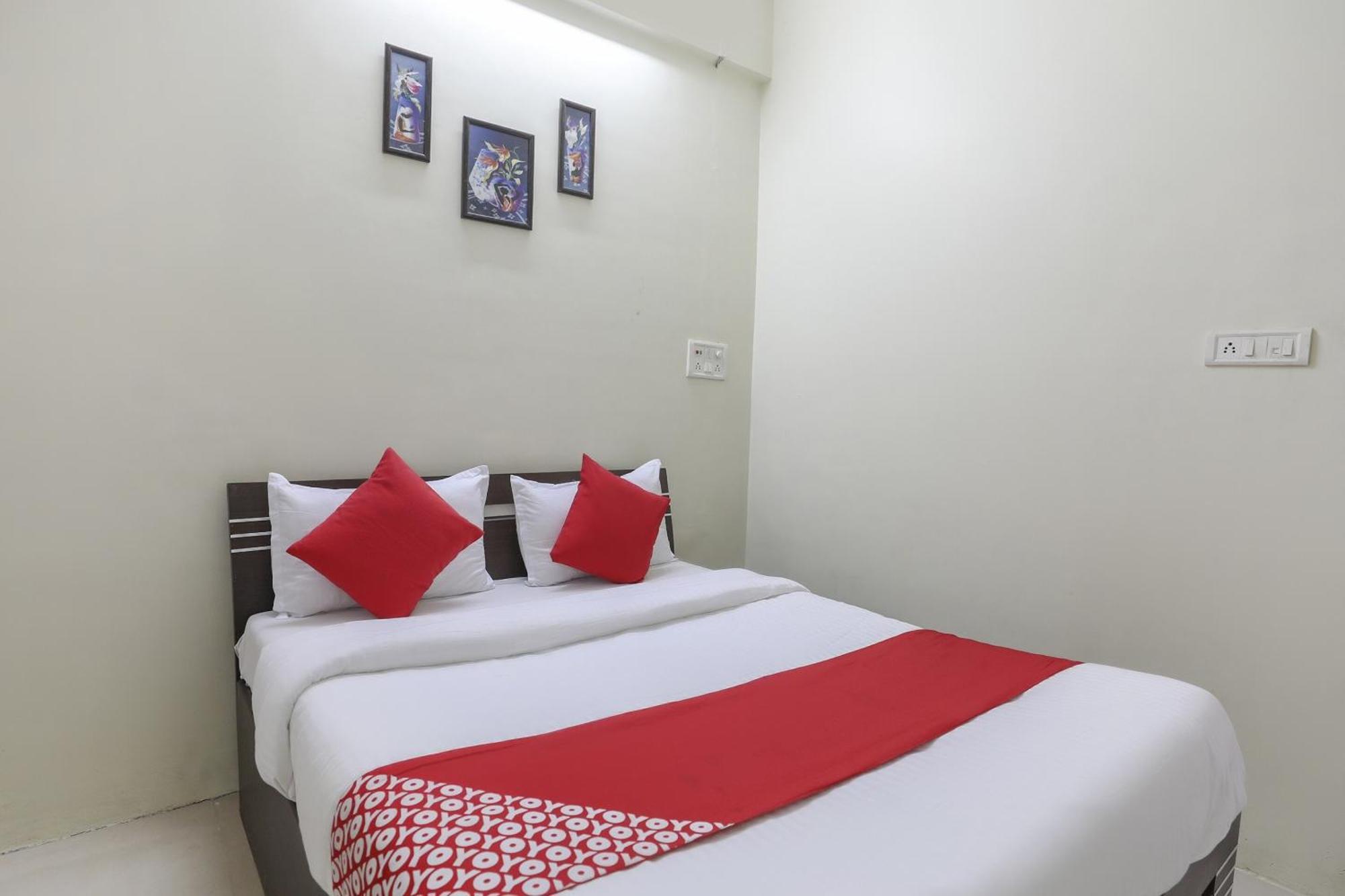 Collection O Shyam Vatika Banquet And Rooms สุรัต ภายนอก รูปภาพ