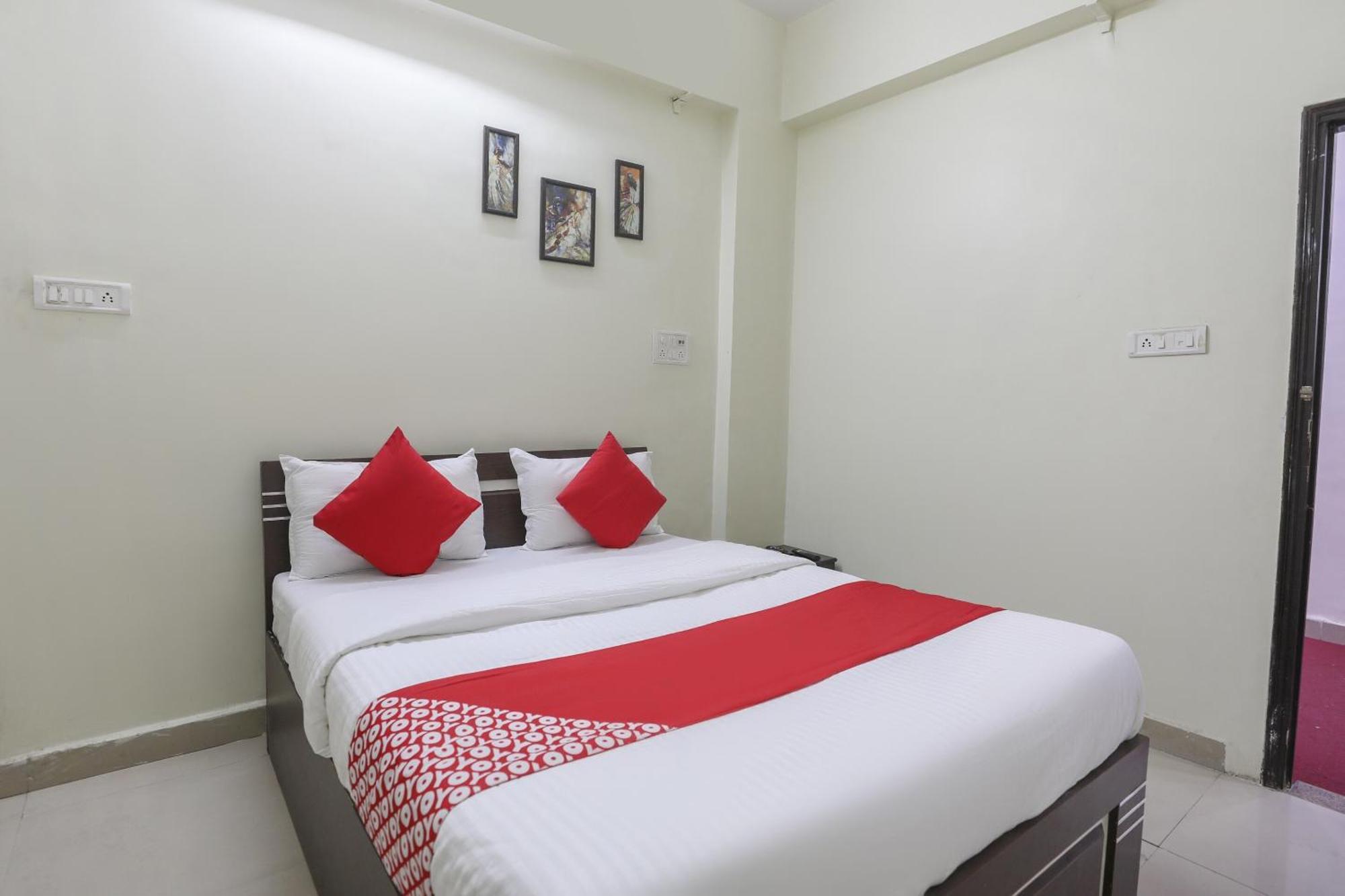 Collection O Shyam Vatika Banquet And Rooms สุรัต ภายนอก รูปภาพ